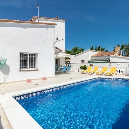 Villa Goldhome - Montseny 11 - Private Heated Pool *