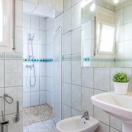 Goldhome - Montseny 11 - Private Heated Pool *