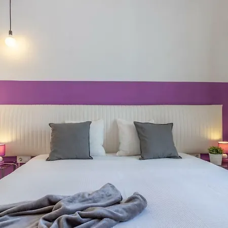Villa Goldhome - Montseny 11 - Private Heated Pool