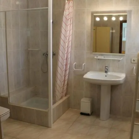 Goldhome - Montseny 11 - Private Heated Pool *