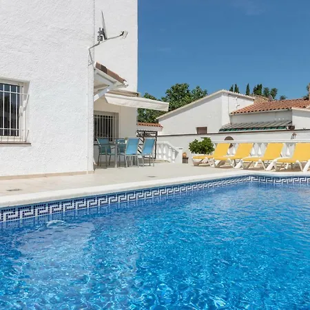 Villa Goldhome - Montseny 11 - Private Heated Pool Ampuriabrava